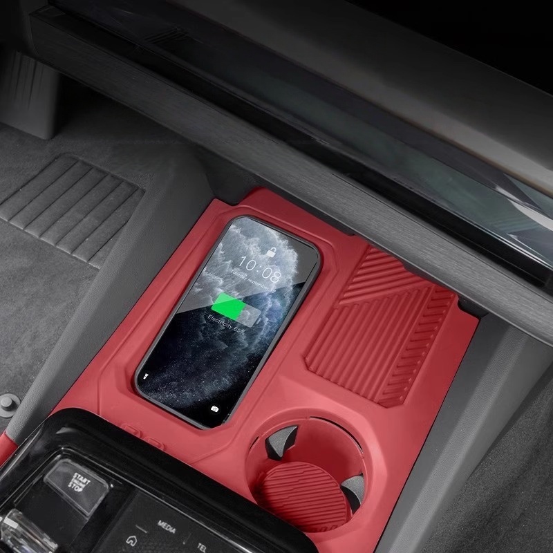 BMW 5シリーズ G60 525i i5 2024-202 - Wireless Charging Pad のレビューと価格