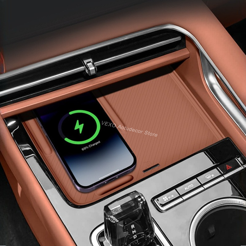 吉利博越 2026 センターコンソールワイヤレス充電シリコン - Wireless Charging Pad のレビューと価格